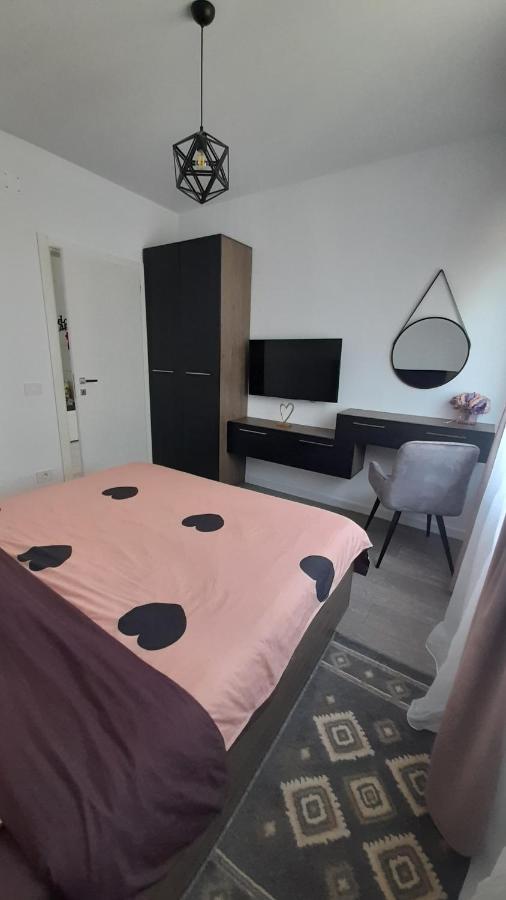 Sarah'S Place Oradea Exterior photo